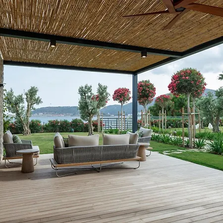 Palaia فندق داتْشا